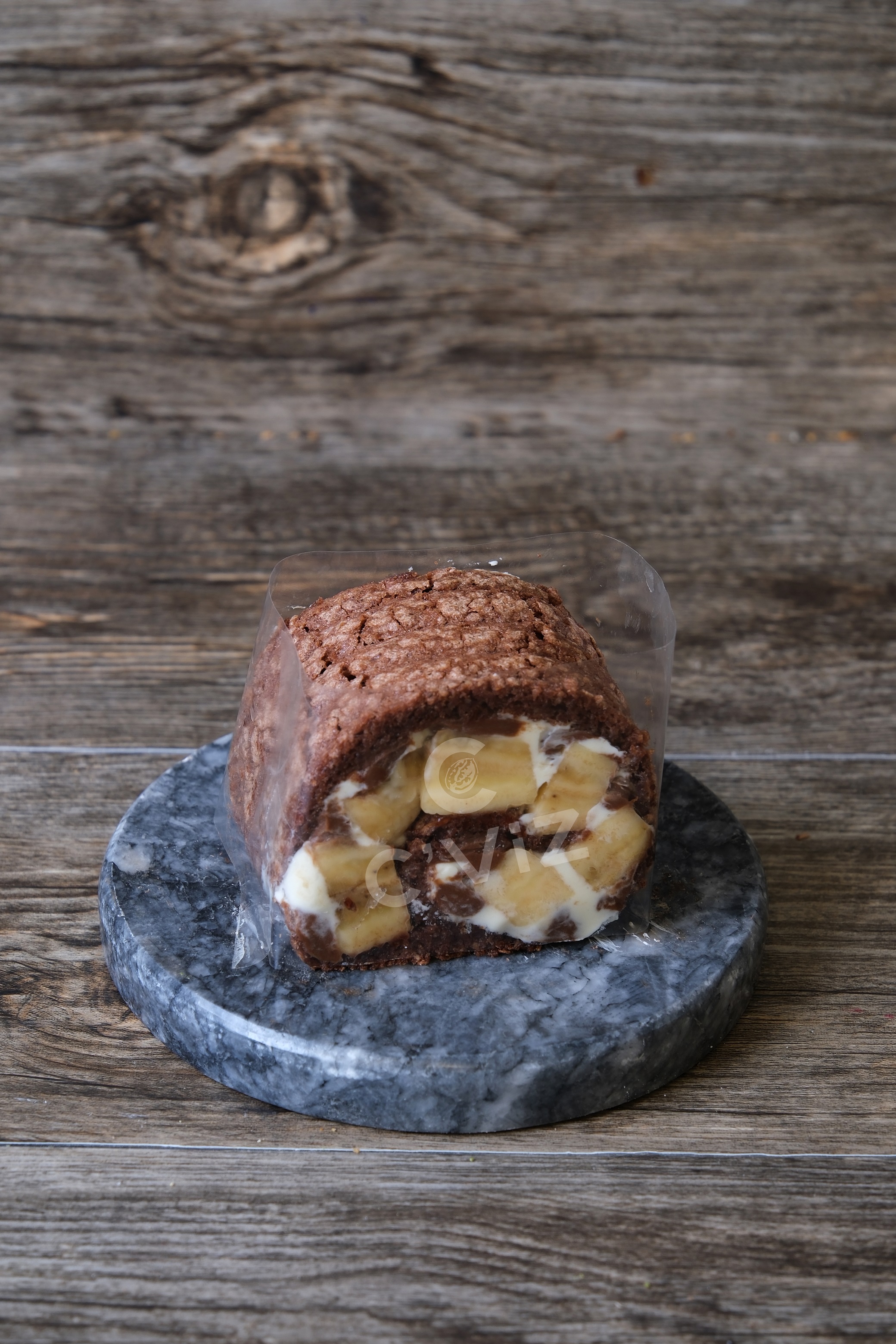 MUZLU ÇİKOLATALI BUDAPEŞTE